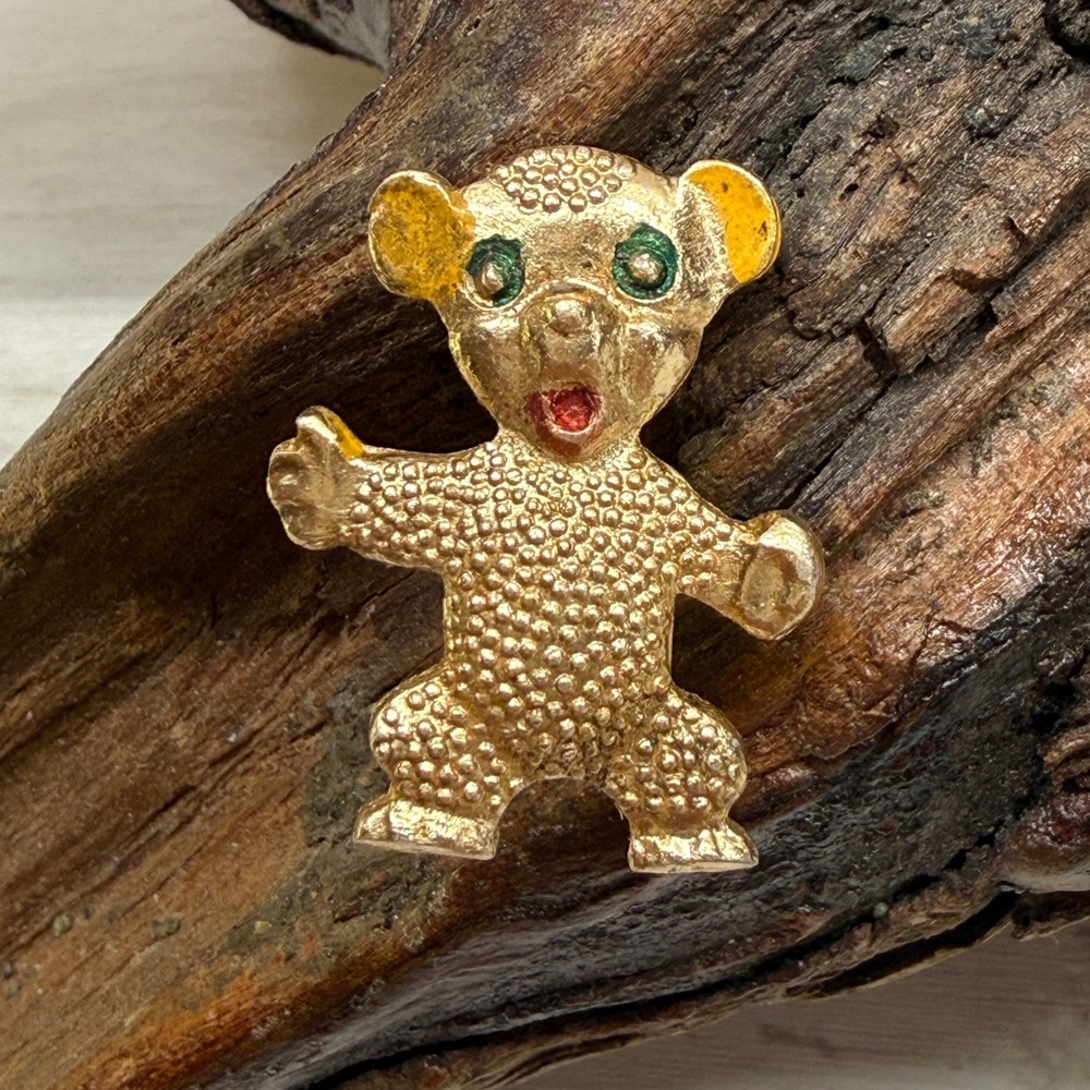 Vintage Gold Tone Teddy Bear Brooch Pin Textured Green Eyes Hong Kong